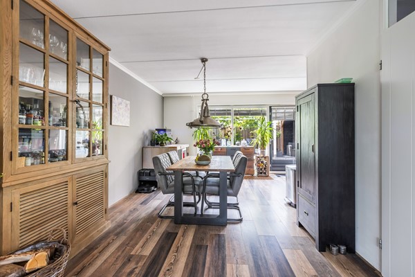Foto - Te koop: 2-1- kapwoning met oprit!
